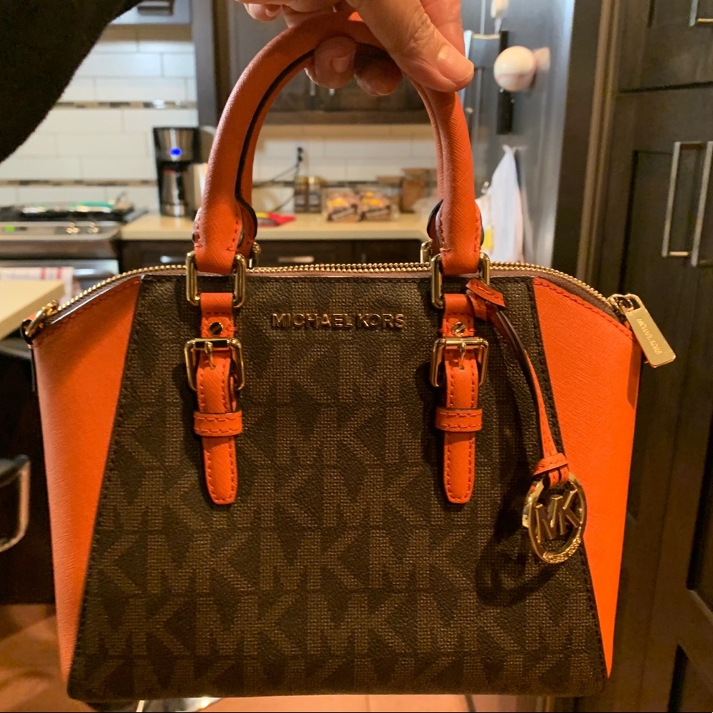 😊😊Authentic MK bag